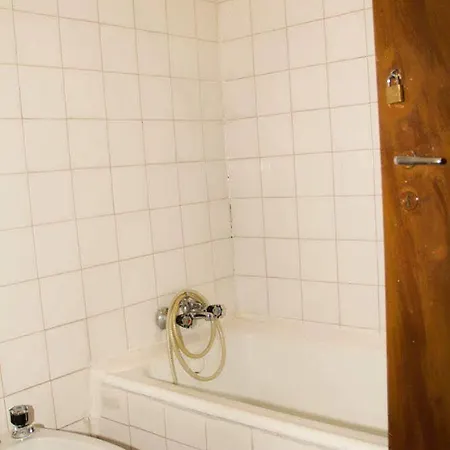 Monte Sinai Guest House 2*