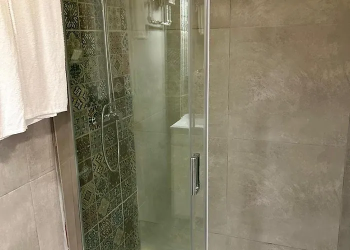 Monte Sinai Guest House 2*