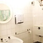 Monte Sinai Guest House 2* Порту